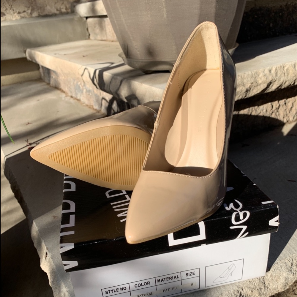 HOST PICK !!!! Nude heels - Picture 4 of 4